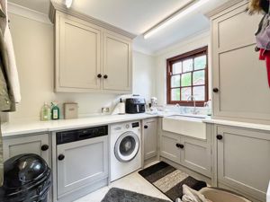 Photo 43- click for photo gallery